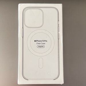 Apple iPhone 13 Pro Transparent MagSafe Case